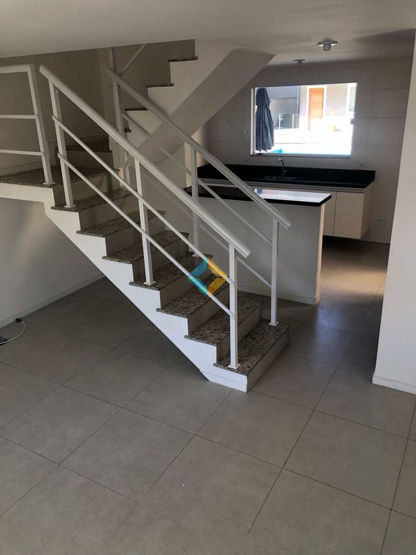 Casa à venda com 3 quartos, 95m² - Foto 8