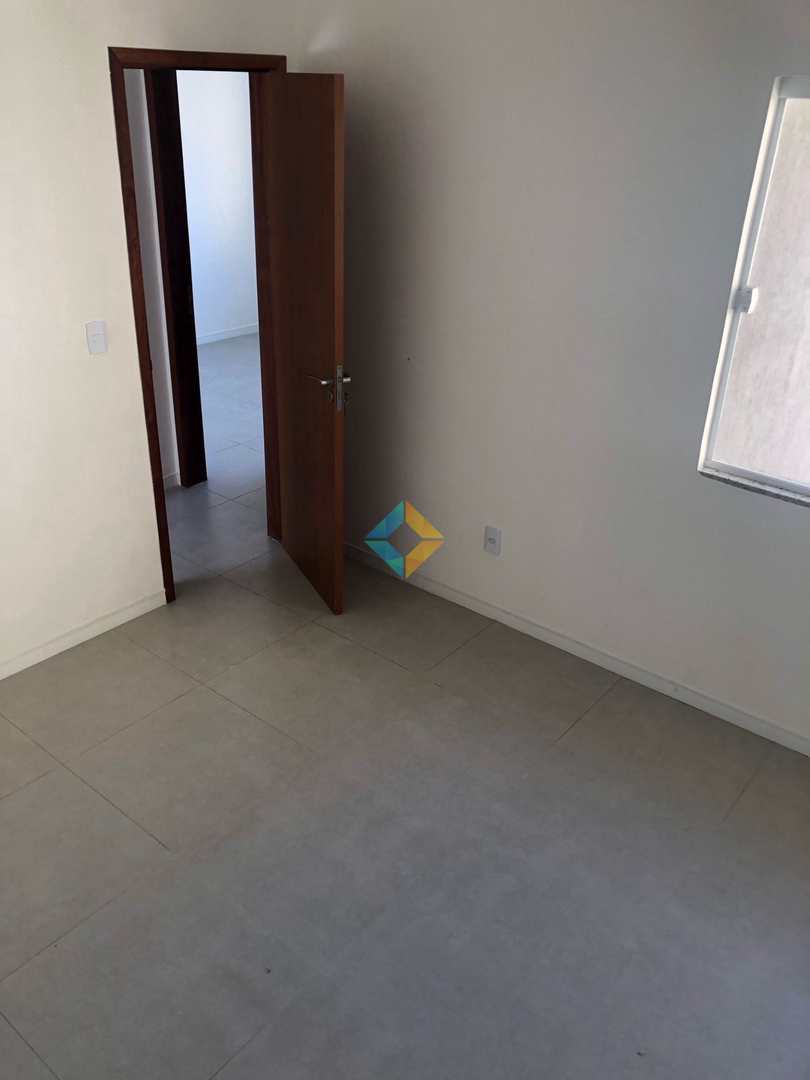 Casa à venda com 3 quartos, 95m² - Foto 12