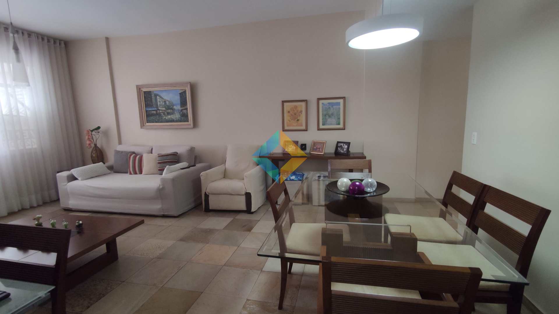 Apartamento à venda com 3 quartos, 140m² - Foto 2