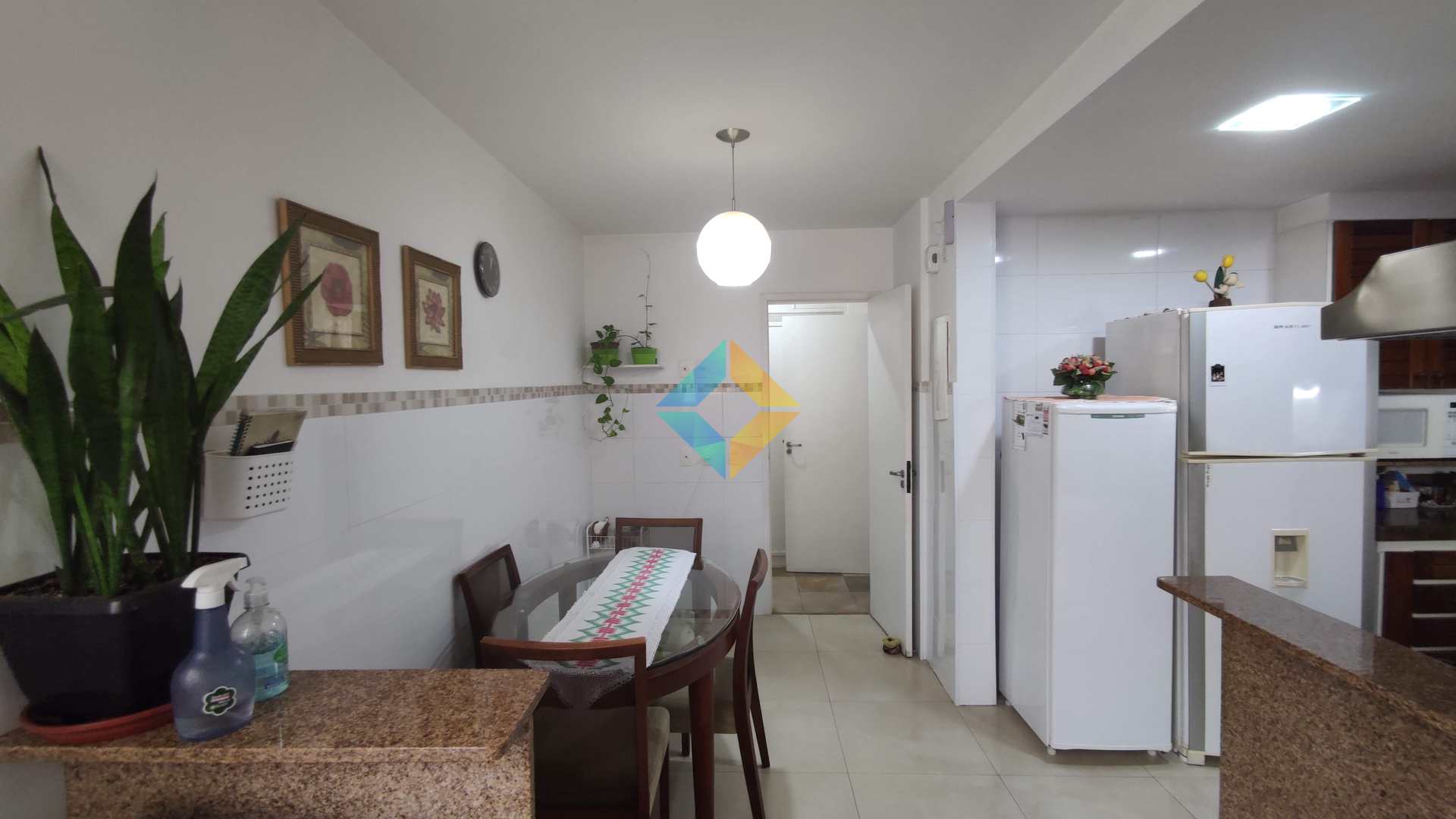 Apartamento à venda com 3 quartos, 140m² - Foto 6