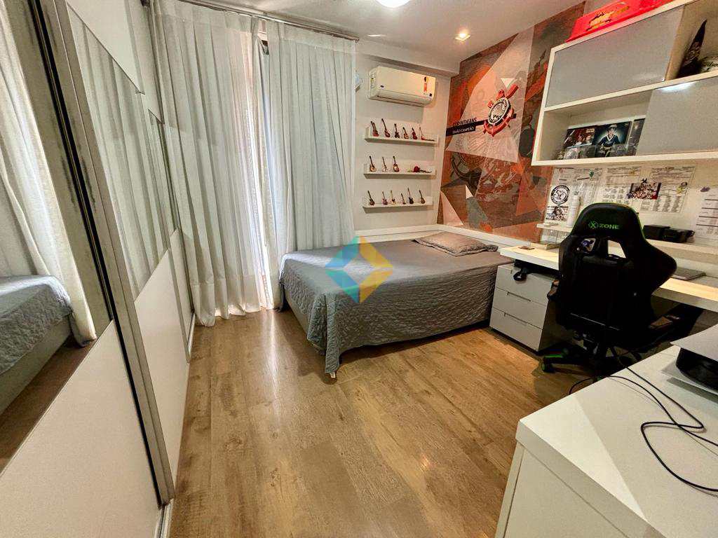 Apartamento à venda com 3 quartos, 160m² - Foto 10