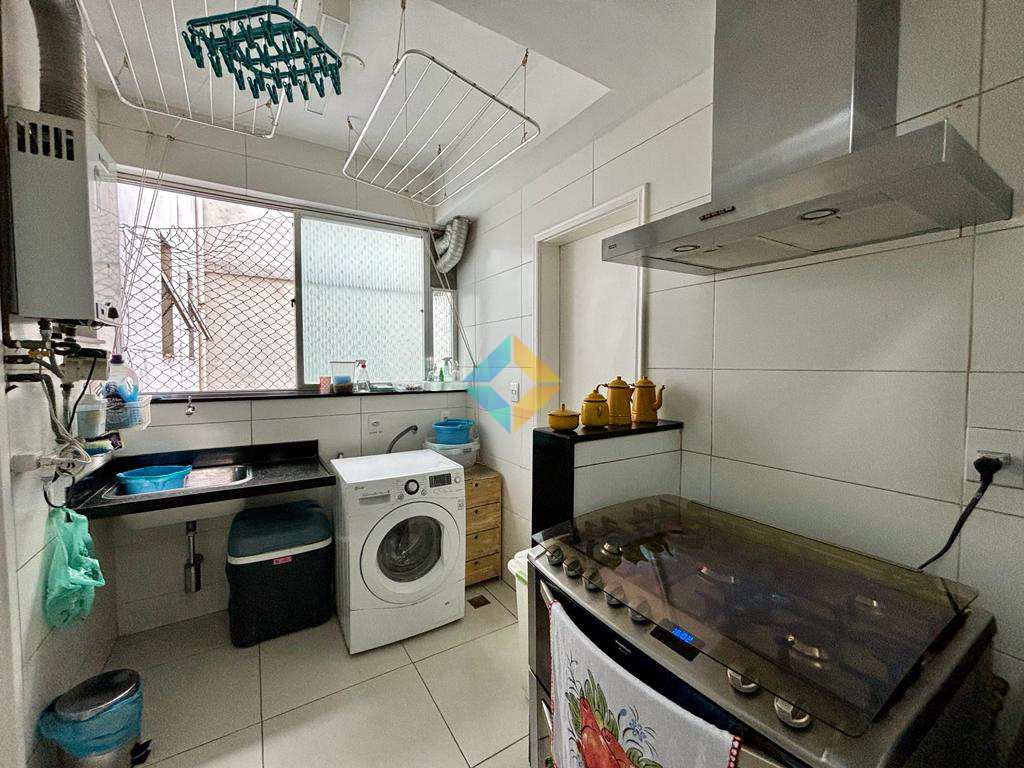 Apartamento à venda com 3 quartos, 160m² - Foto 28