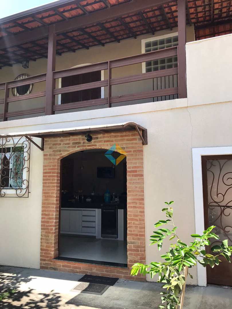 Casa à venda com 4 quartos, 300m² - Foto 26