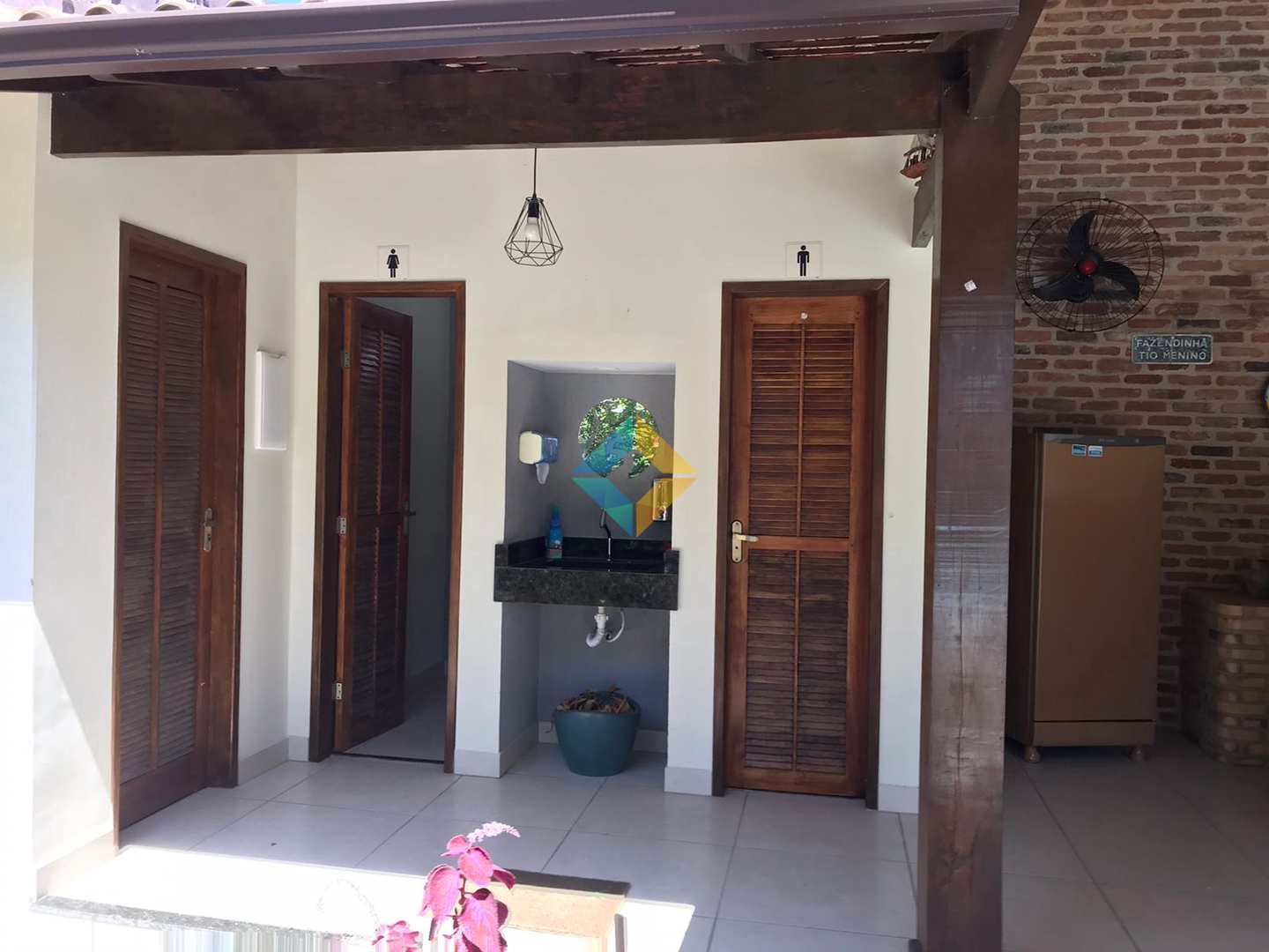 Casa à venda com 4 quartos, 300m² - Foto 25