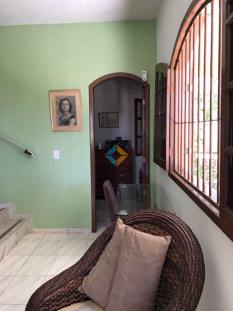 Casa à venda com 4 quartos, 300m² - Foto 38