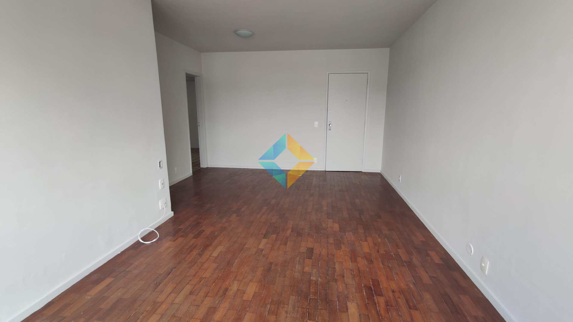 Apartamento à venda com 2 quartos, 85m² - Foto 3