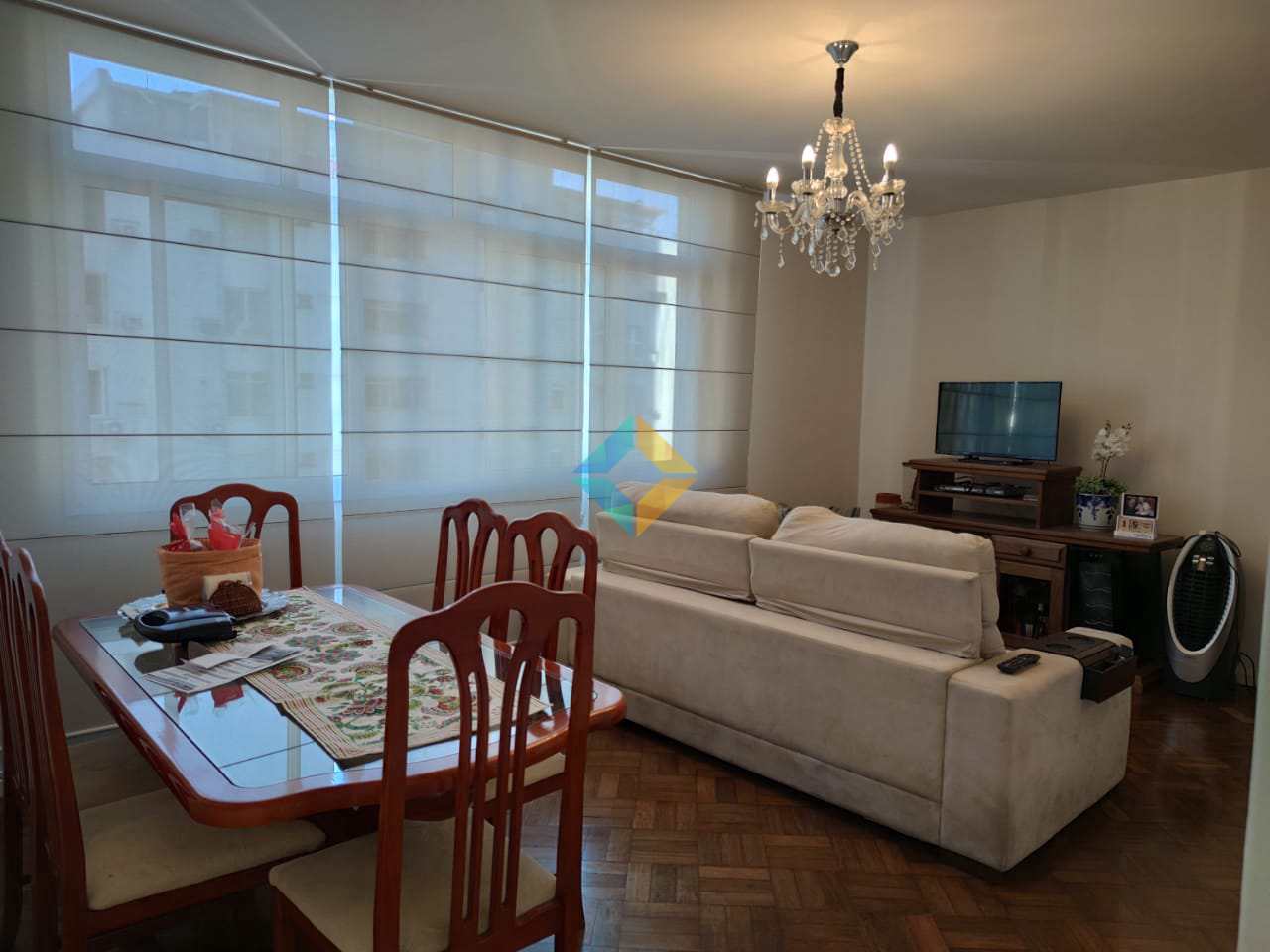 Apartamento à venda com 3 quartos, 105m² - Foto 2