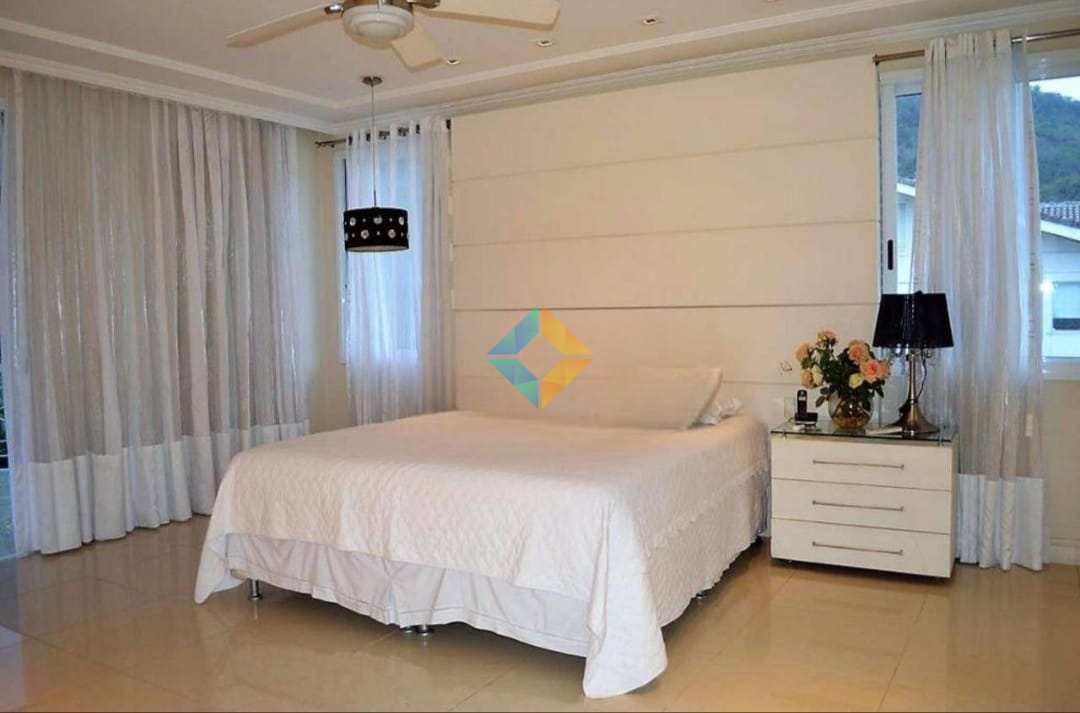 Casa de Condomínio à venda com 4 quartos, 650m² - Foto 14