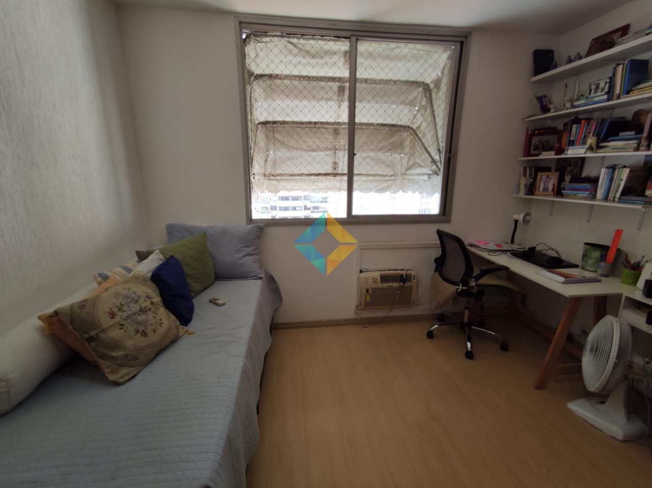 Apartamento à venda com 2 quartos, 78m² - Foto 13