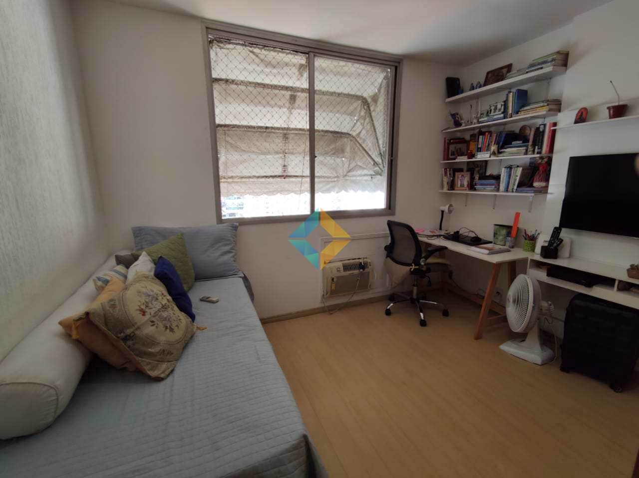 Apartamento à venda com 2 quartos, 78m² - Foto 11