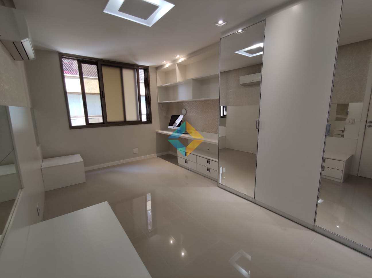 Apartamento à venda com 4 quartos, 130m² - Foto 21