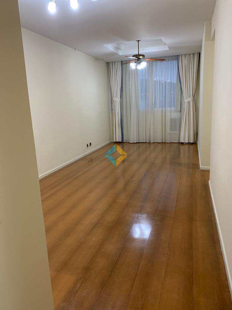 Apartamento à venda com 2 quartos, 81m² - Foto 1