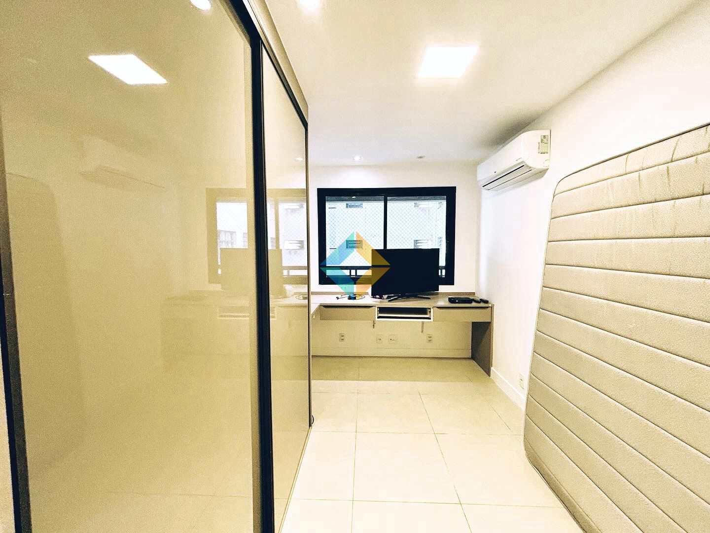 Apartamento à venda com 3 quartos, 95m² - Foto 13