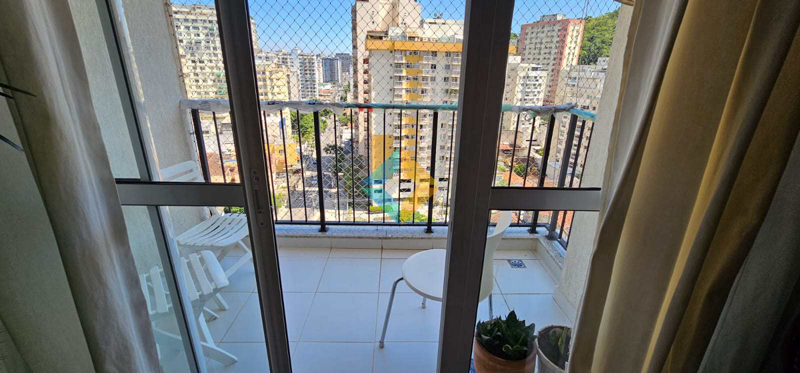 Apartamento à venda com 1 quarto, 79m² - Foto 5