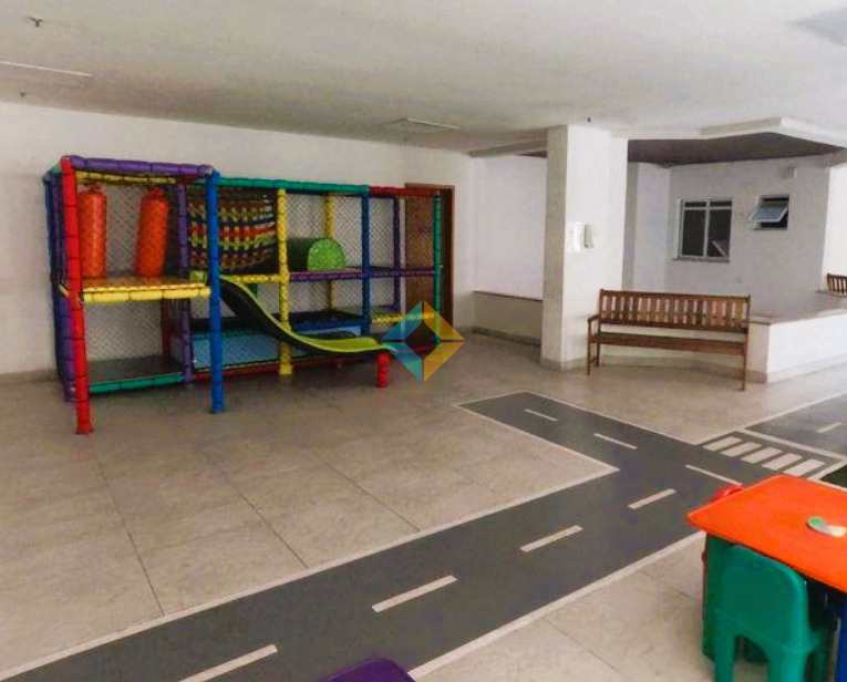 Apartamento à venda com 2 quartos, 80m² - Foto 21