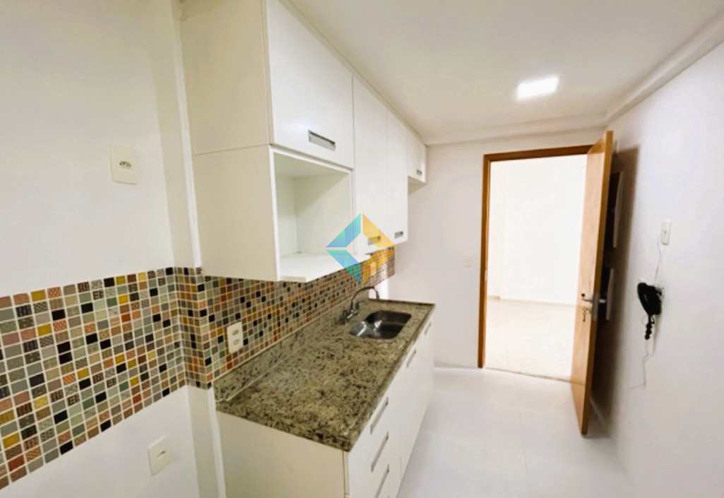 Apartamento à venda com 2 quartos, 80m² - Foto 9