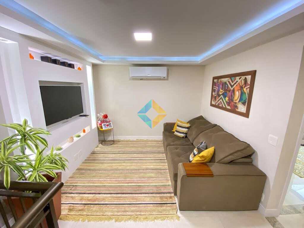 Apartamento à venda com 4 quartos, 189m² - Foto 2