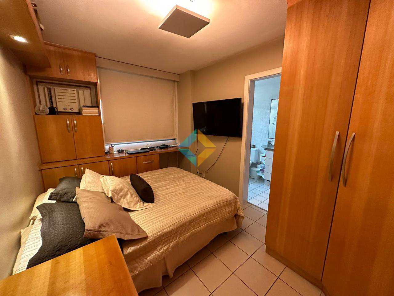 Apartamento à venda com 4 quartos, 293m² - Foto 10