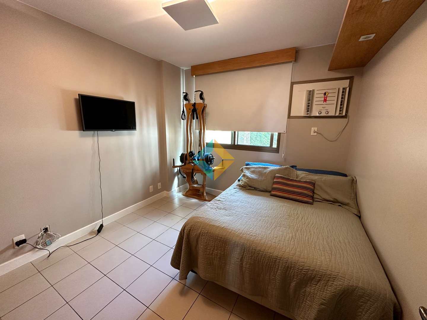 Apartamento à venda com 4 quartos, 293m² - Foto 9