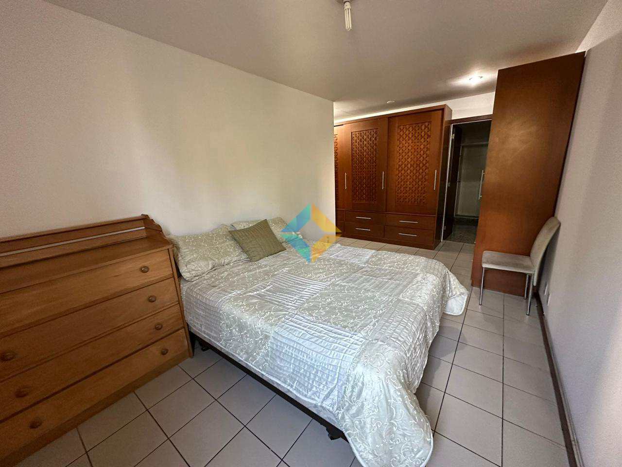 Apartamento à venda com 4 quartos, 293m² - Foto 8