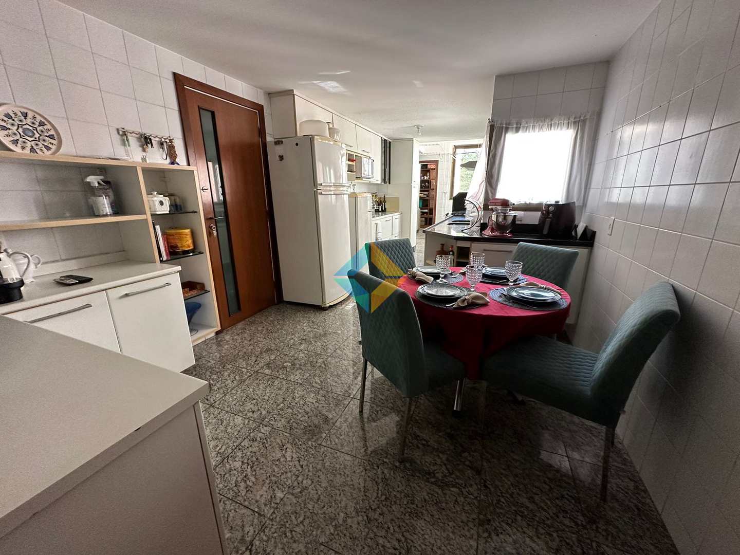 Apartamento à venda com 4 quartos, 293m² - Foto 7