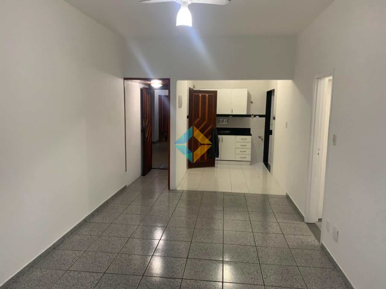 Apartamento à venda com 3 quartos, 90m² - Foto 2