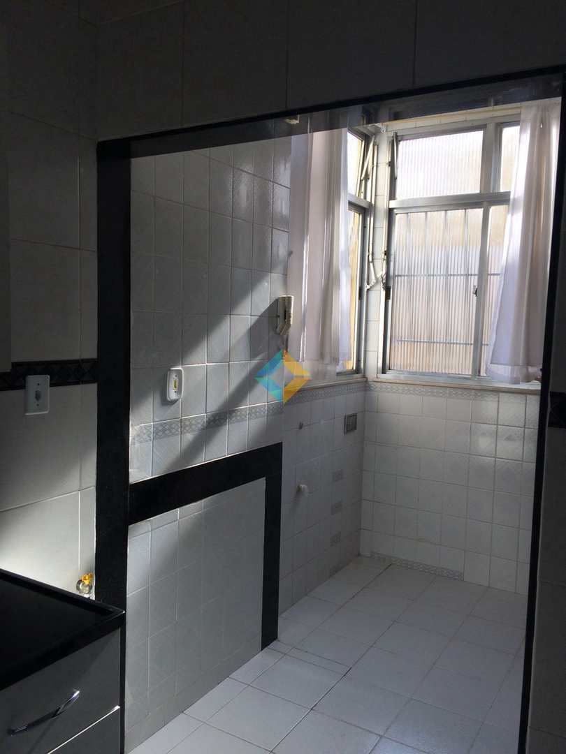 Apartamento à venda com 3 quartos, 90m² - Foto 9