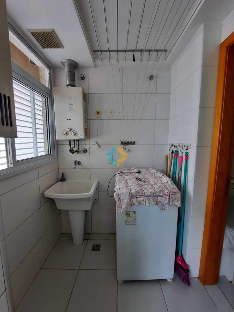 Apartamento à venda com 3 quartos, 125m² - Foto 27