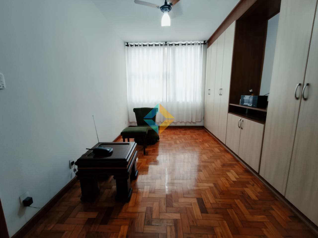 Apartamento à venda com 4 quartos, 211m² - Foto 14