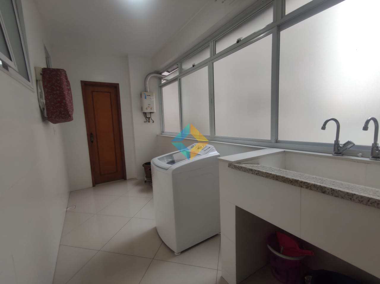 Apartamento à venda com 4 quartos, 211m² - Foto 36