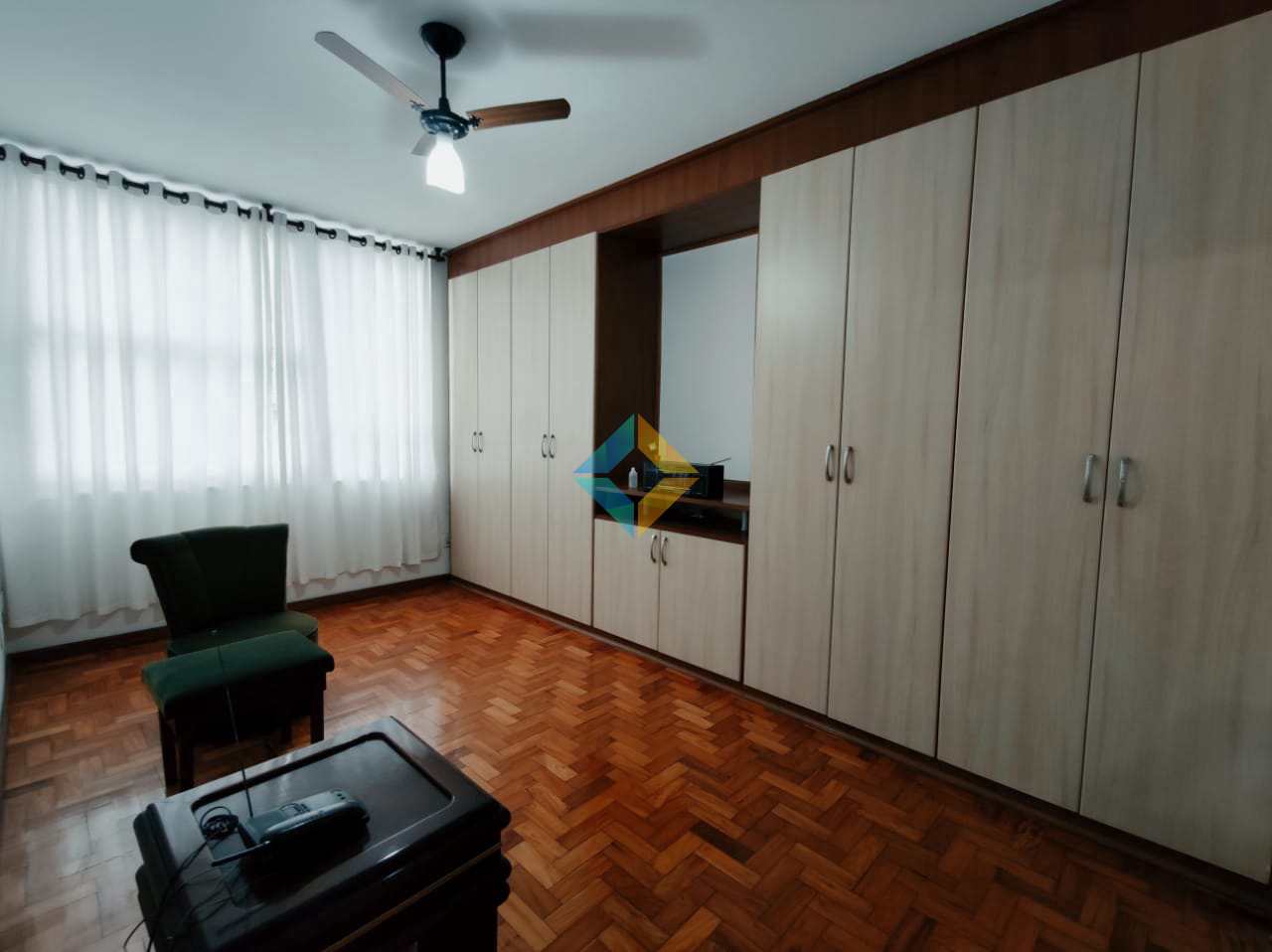 Apartamento à venda com 4 quartos, 211m² - Foto 10