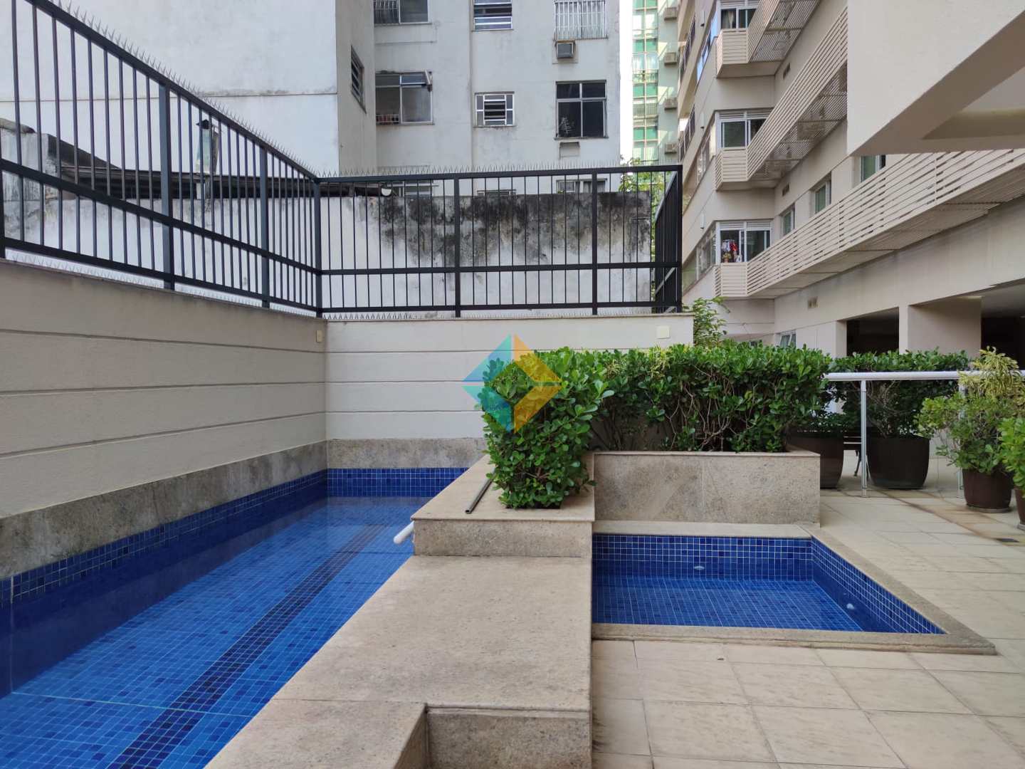 Cobertura à venda com 3 quartos, 250m² - Foto 60