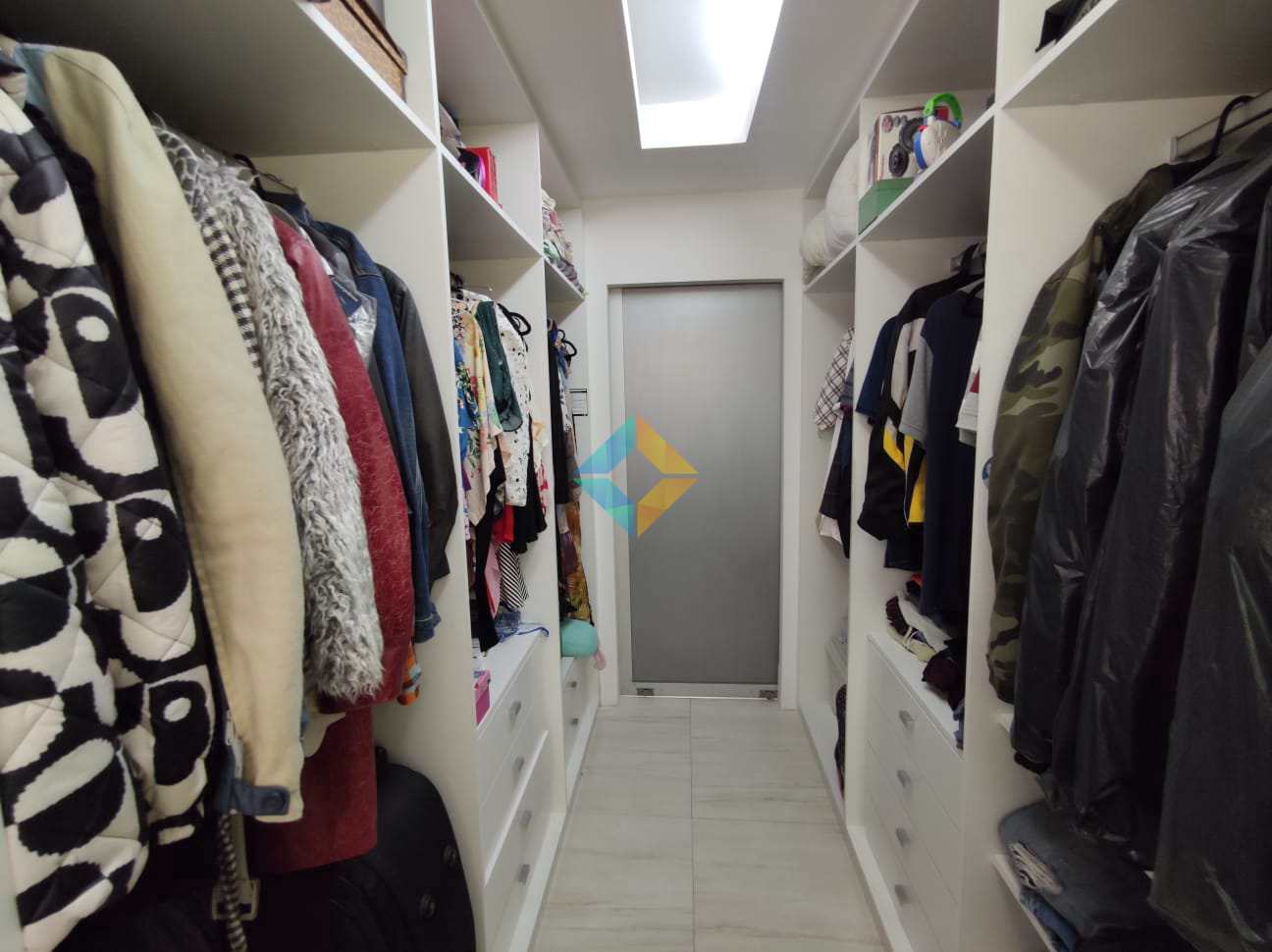 Cobertura à venda com 3 quartos, 250m² - Foto 33