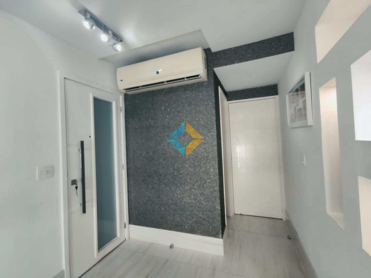 Cobertura à venda com 3 quartos, 250m² - Foto 15