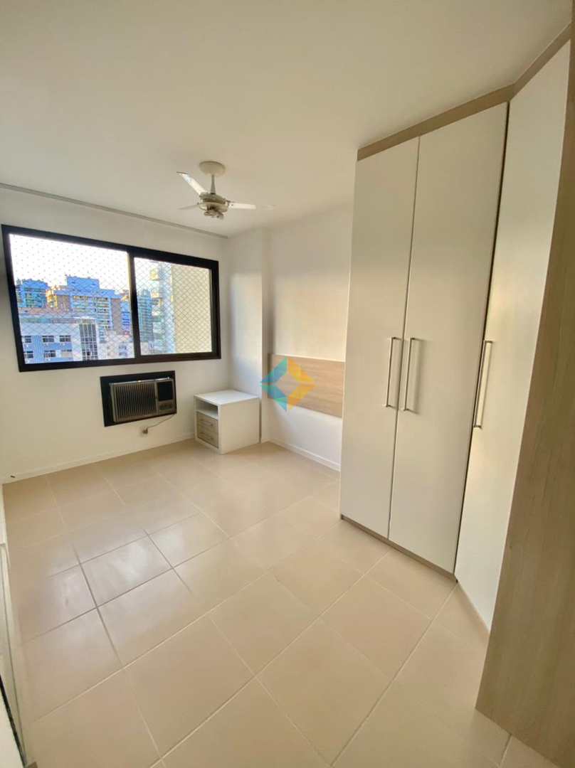 Apartamento à venda com 2 quartos, 70m² - Foto 14