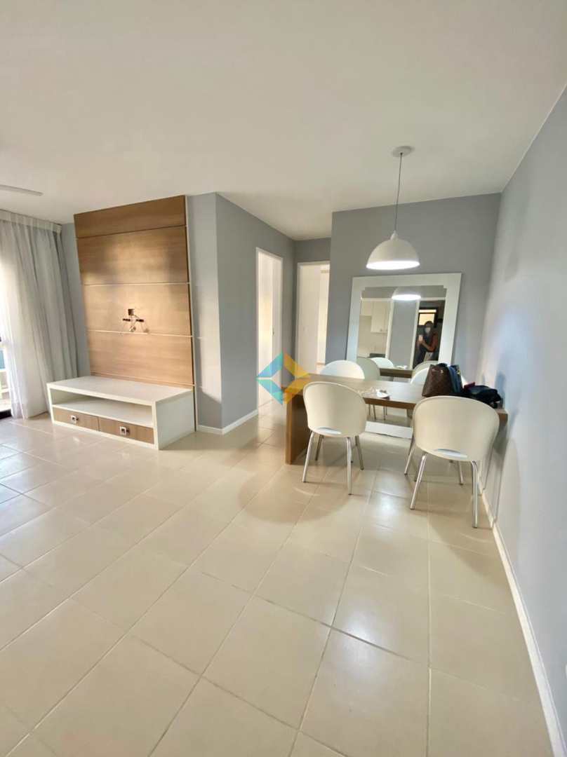 Apartamento à venda com 2 quartos, 70m² - Foto 5