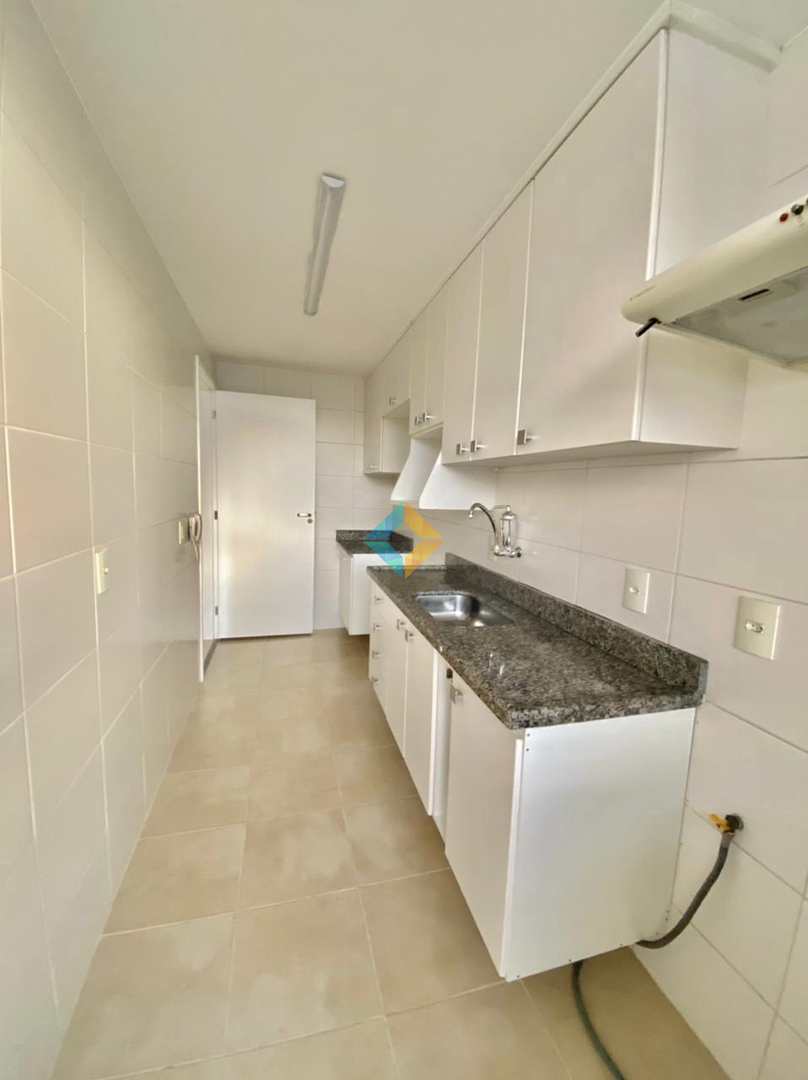 Apartamento à venda com 2 quartos, 70m² - Foto 23