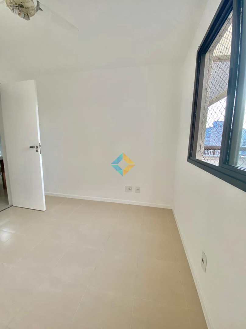 Apartamento à venda com 2 quartos, 70m² - Foto 18