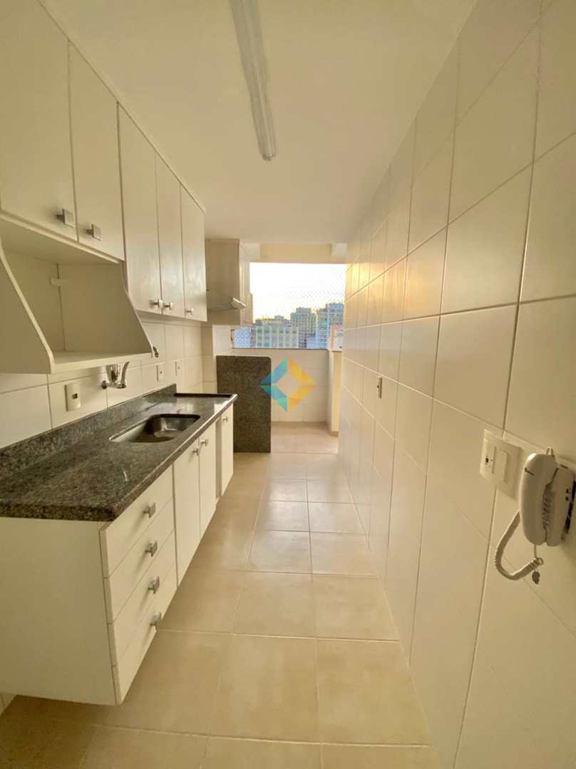 Apartamento à venda com 2 quartos, 70m² - Foto 22