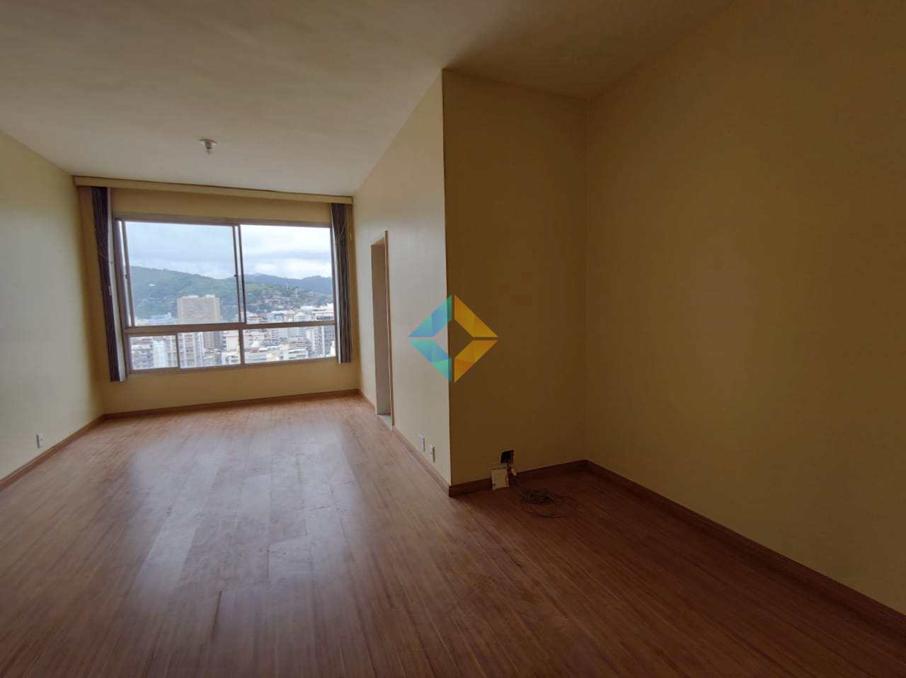 Apartamento à venda com 1 quarto, 66m² - Foto 7