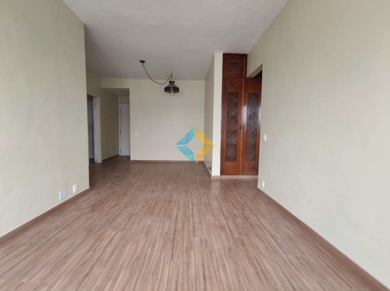 Apartamento à venda com 1 quarto, 66m² - Foto 2