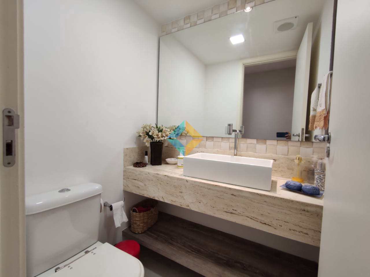 Apartamento à venda com 4 quartos, 145m² - Foto 18