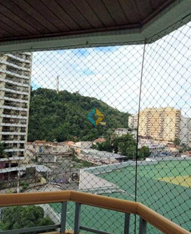 Apartamento à venda com 2 quartos, 76m² - Foto 1