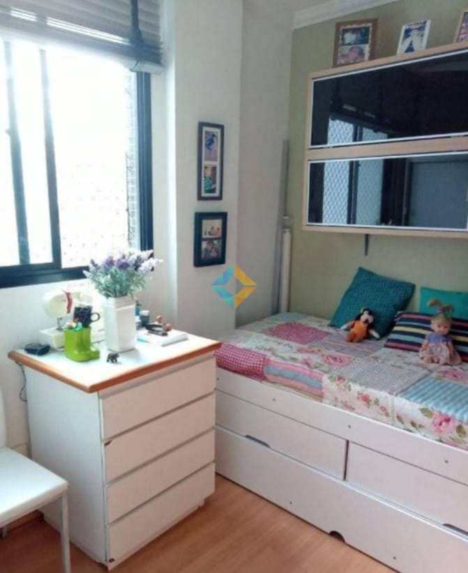 Apartamento à venda com 2 quartos, 76m² - Foto 11