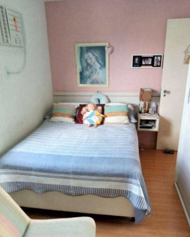 Apartamento à venda com 2 quartos, 76m² - Foto 9