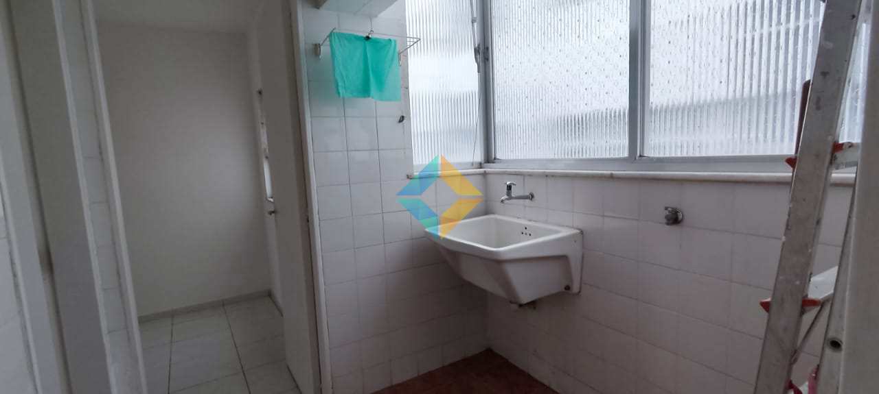 Apartamento à venda com 2 quartos, 70m² - Foto 13