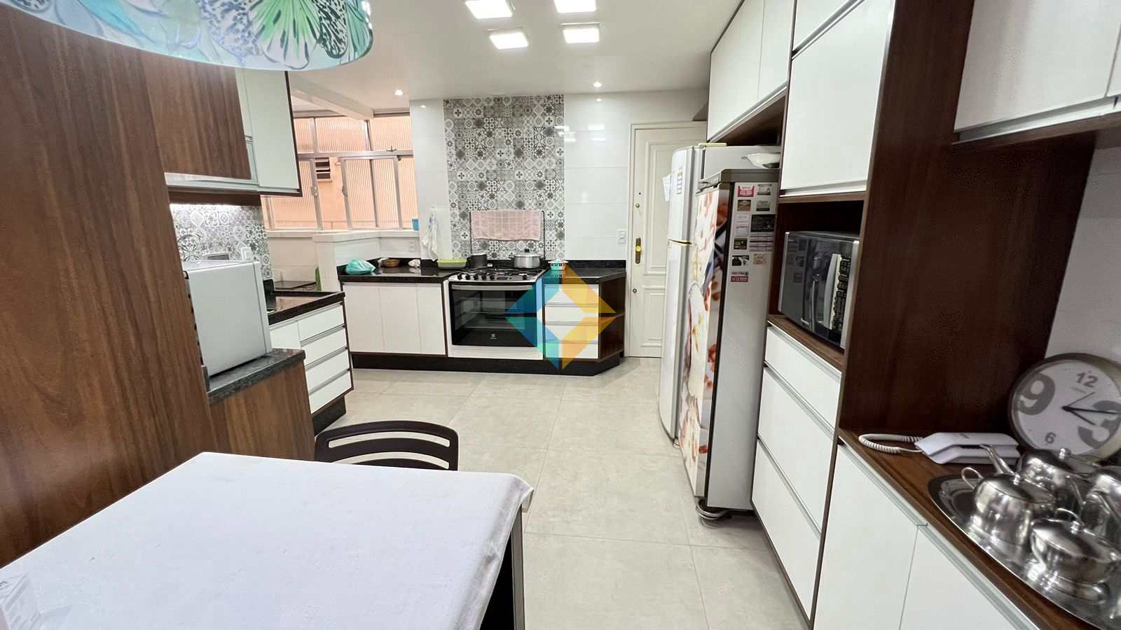 Apartamento à venda com 3 quartos, 110m² - Foto 27