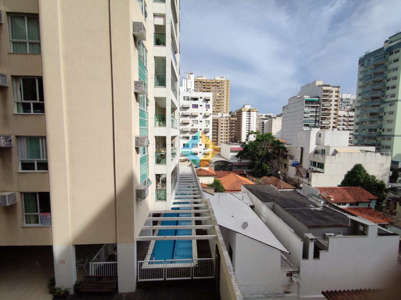 Apartamento à venda com 3 quartos, 110m² - Foto 28