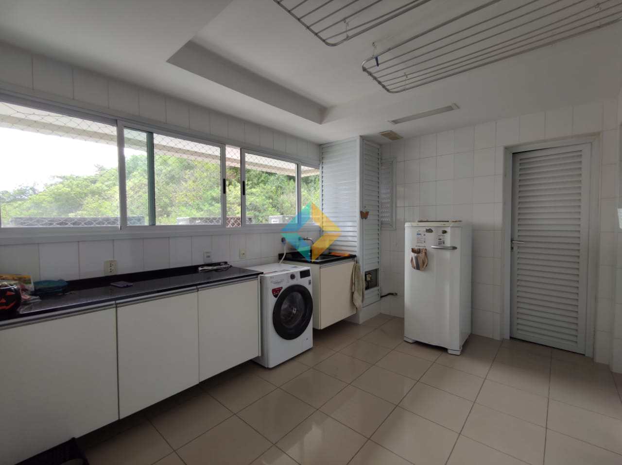 Apartamento para alugar com 4 quartos, 420m² - Foto 33