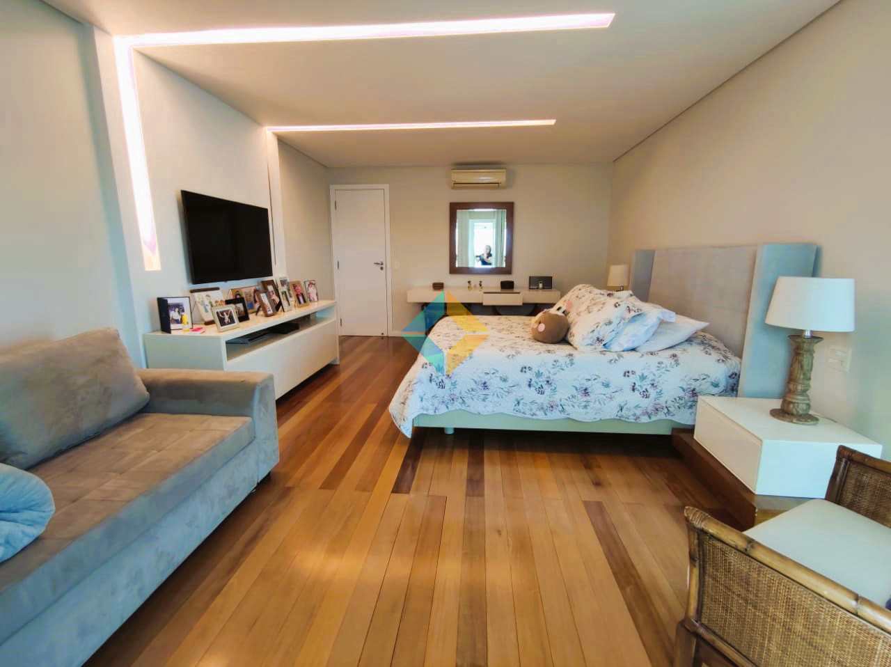 Apartamento para alugar com 4 quartos, 420m² - Foto 16